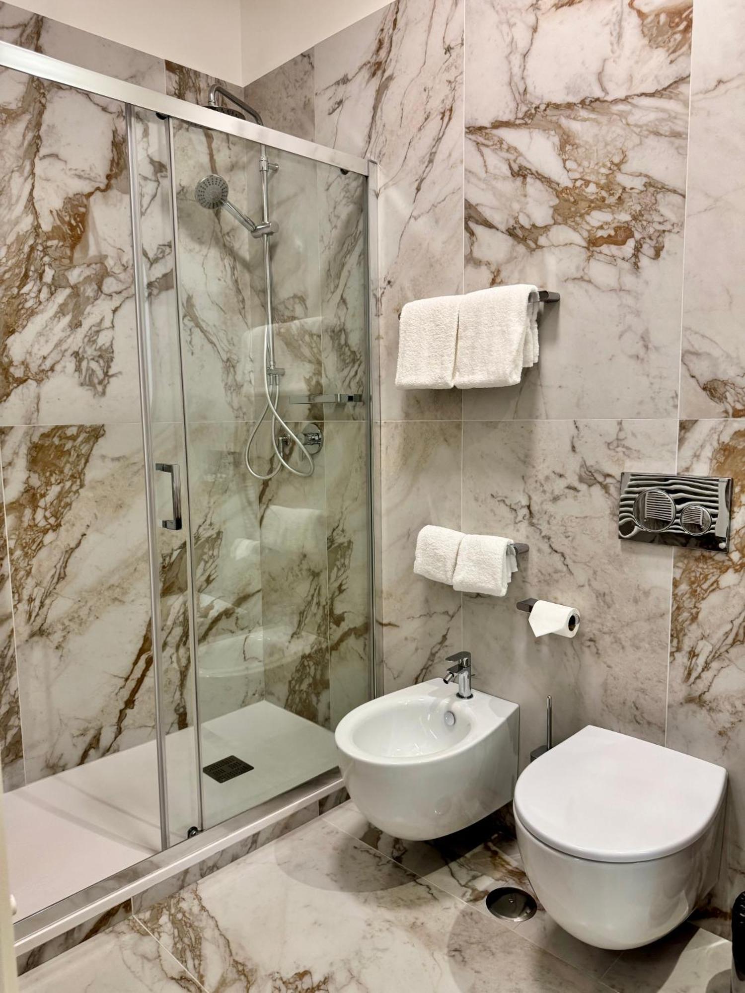 Museum Hospitality - Vatican Apartments Roma Esterno foto